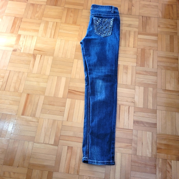 Two skinny jeans - Picture 15 of 16